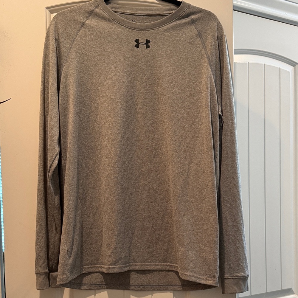 Under Armour Men's Heather Gray Long Sleeve Tee
